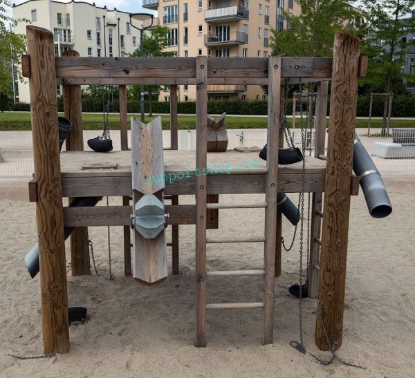 Детская площадка для игр с песком 