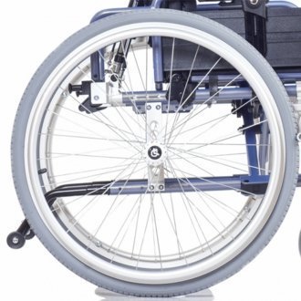 Инвалидное кресло-коляска Ortonica Delux 550