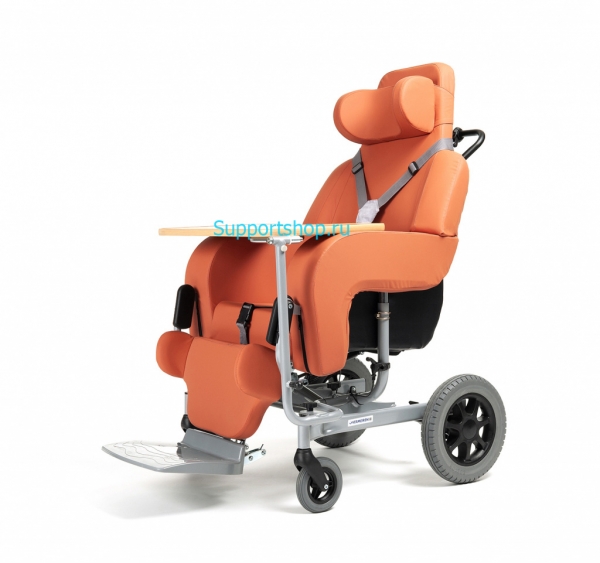 Кресло-коляска механическая с множеством функций Vermeiren Coraille (Гериатрическое кресло)