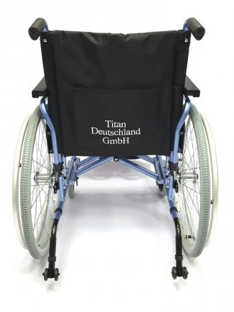 Кресло-коляска инвалидная складная с принадлежностями LY-710 (710-070/43/46/48)