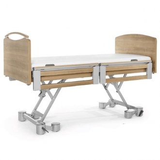 Кровать медицинская электрическая функциональная деревянная с матрасом Stiegelmeyer LIBRA