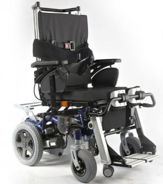 Инвалидная коляска с электроприводом и вертикализатором Invacare Dragon