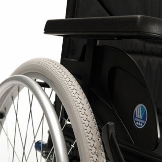 Кресло-коляска с ручным приводом Vermeiren V500