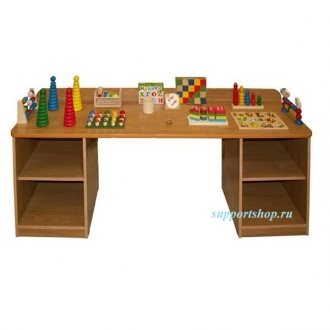 Дидактический стол c набором игрушек