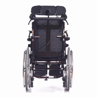 Инвалидная кресло-коляска с множеством функций Ortonica Delux 570