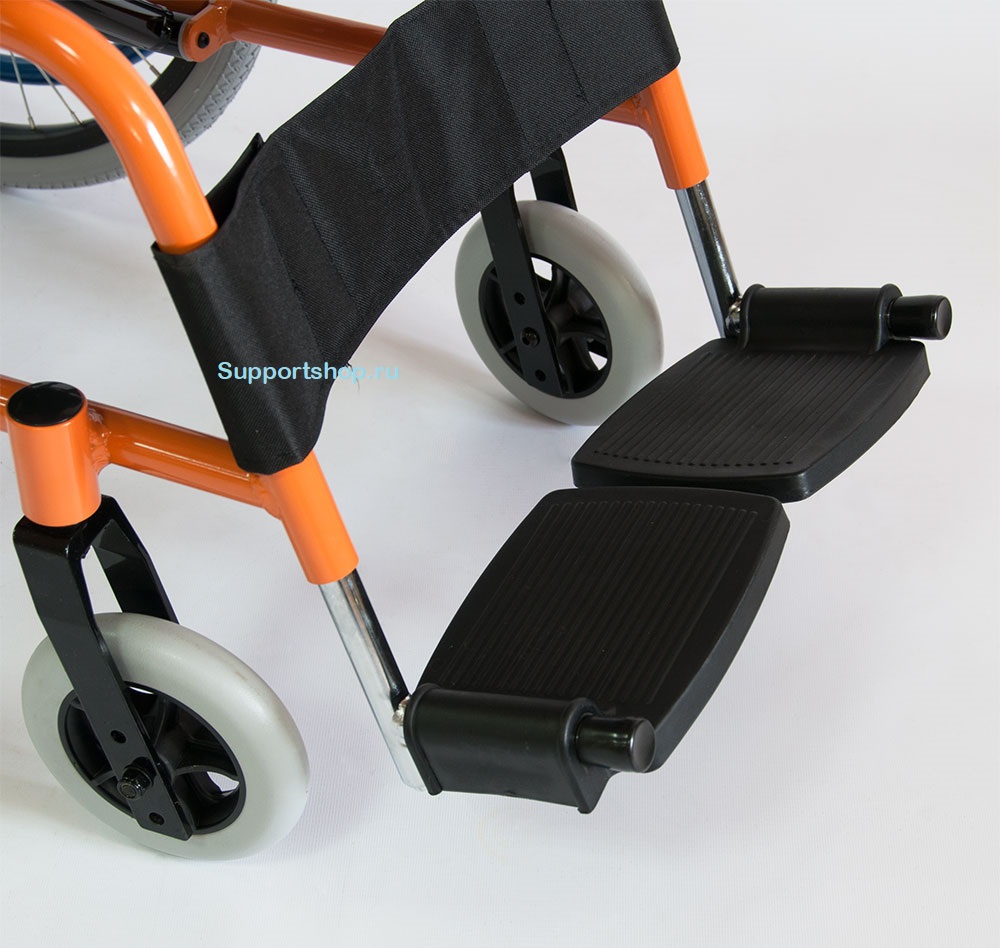 Кресло-коляска инвалидная детская FS LA