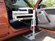 Подъёмник для инвалидов в автомобиль MINIK (Minik-Super)