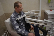 Подъемник для перемещения инвалидов с электроприводом MINIK