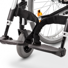 Инвалидная кресло-коляска Meyra BUDGET PREMIUM 9.050