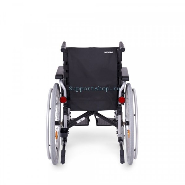 Кресло-коляска облегчённая механическая Meyra Eurochair 2.750