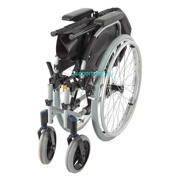 Инвалидное кресло-коляска Invacare Action 2