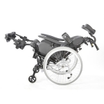 Инвалидная кресло-коляска с множеством функций Invacare Azalea Minor