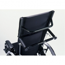 Инвалидная кресло-коляска механическая Vermeiren Jazz 30°